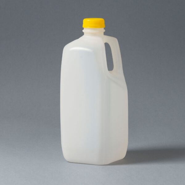 Plastic container #2 w/handle 2L B36 with lid - Image 3