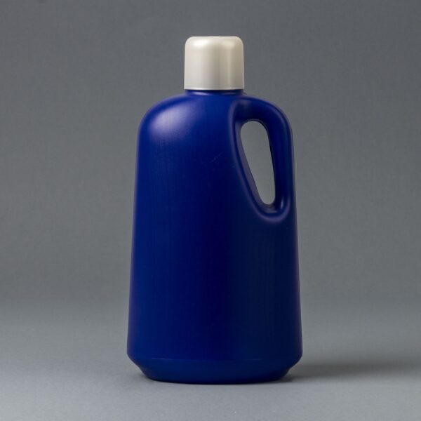 Plastic container with handle 2L B27 with lid - Image 2