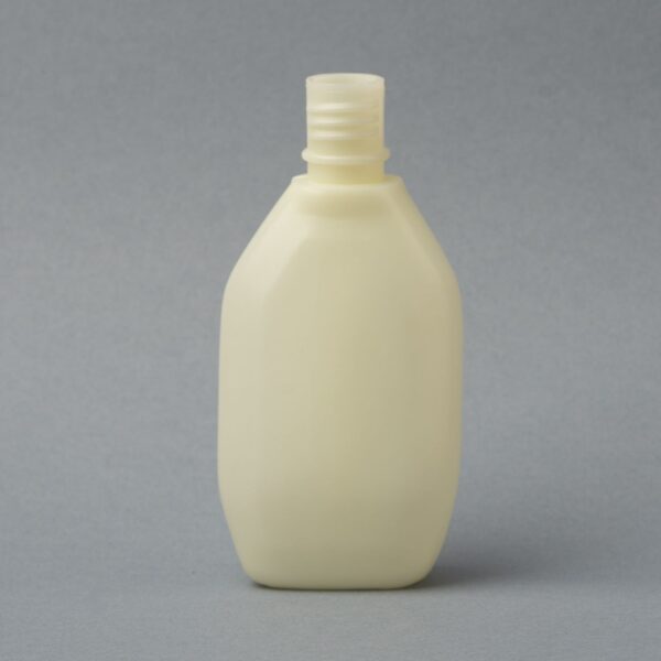 Plastic Bottle Nail Polish Remover 60ml B20 - Image 3